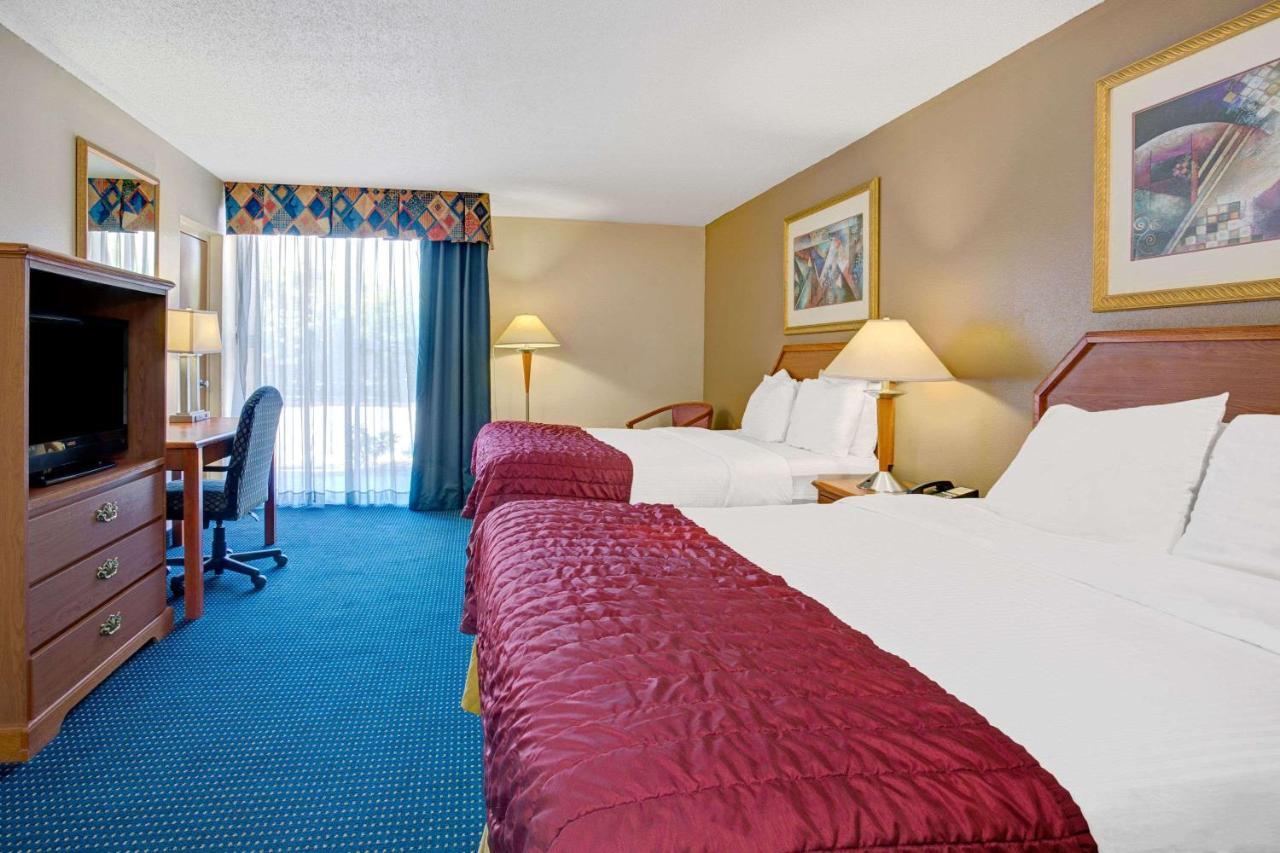 Garnet Inn & Suites Orlando Exteriör bild