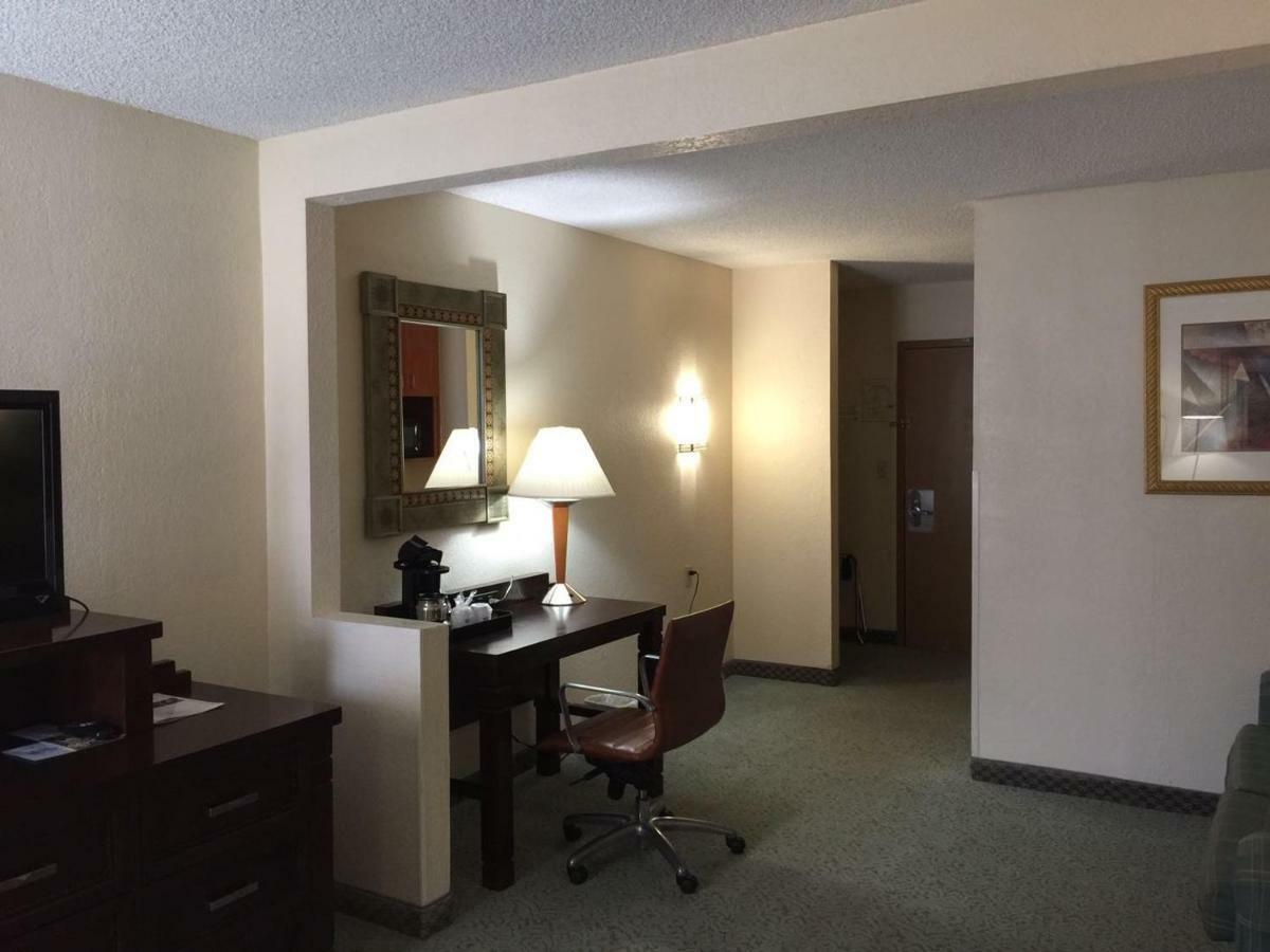 Garnet Inn & Suites Orlando Exteriör bild