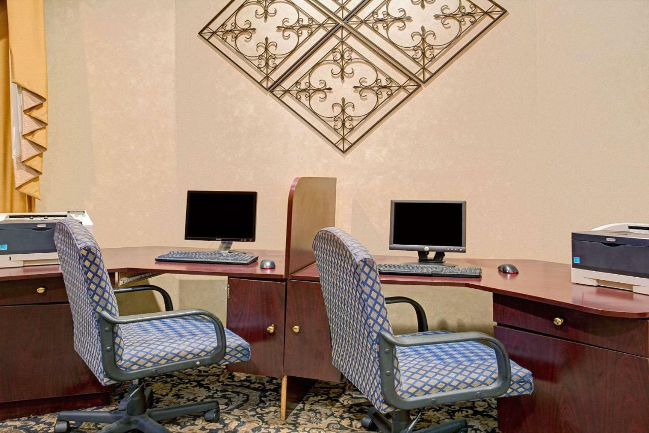 Garnet Inn & Suites Orlando Exteriör bild